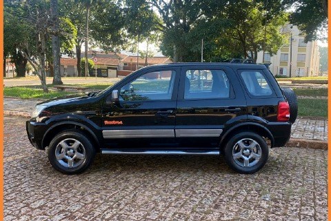 //www.autoline.com.br/carro/ford/ecosport-16-xlt-freestyle-8v-flex-4p-manual/2009/jau-sp/23666712