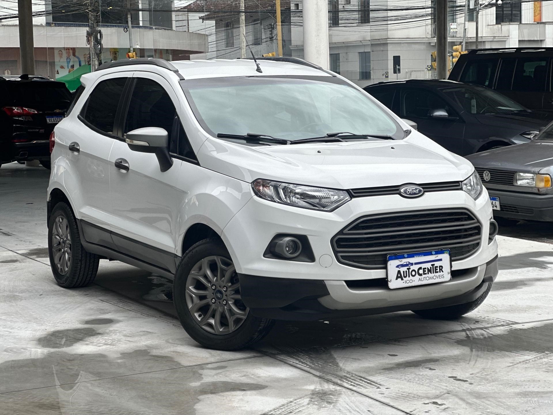 //www.autoline.com.br/carro/ford/ecosport-16-freestyle-16v-flex-4p-automatizado/2017/blumenau-sc/23873615