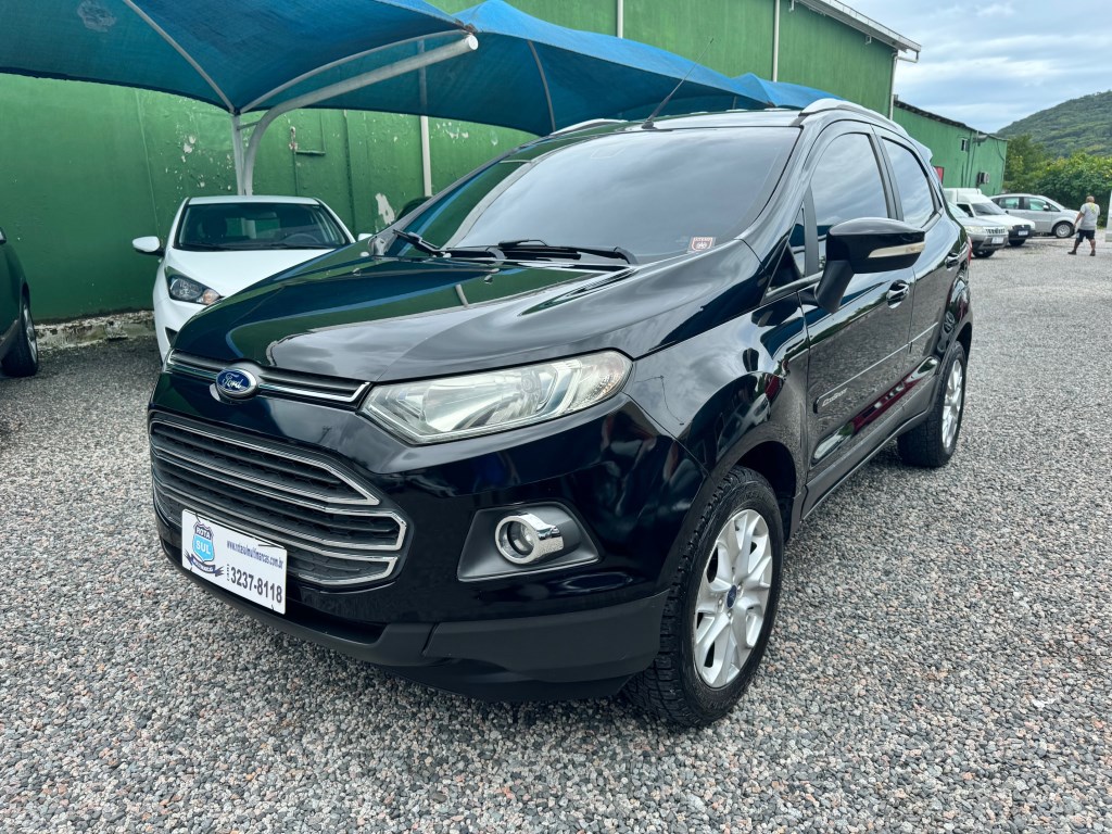 //www.autoline.com.br/carro/ford/ecosport-20-titanium-16v-flex-4p-powershift/2014/florianopolis-sc/23944709