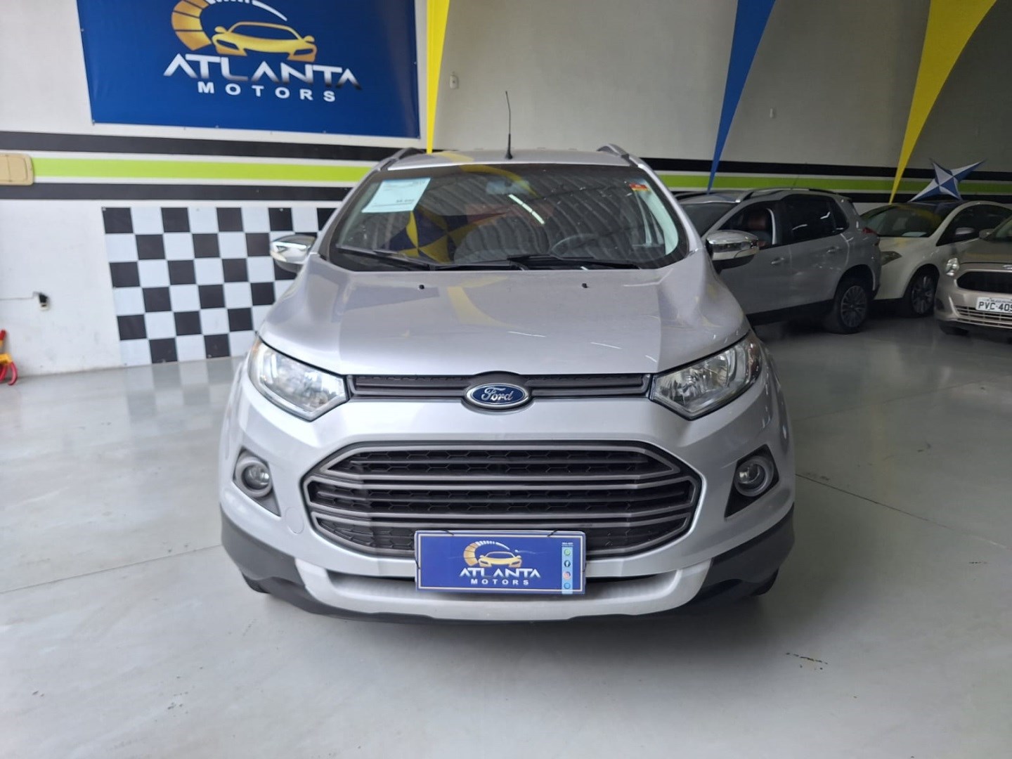 //www.autoline.com.br/carro/ford/ecosport-20-se-16v-flex-4p-powershift/2014/campinas-sp/24074406