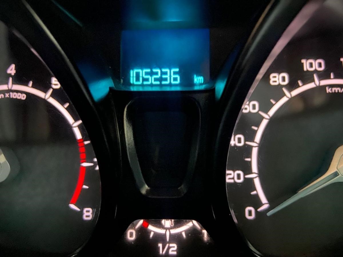 //www.autoline.com.br/carro/ford/ecosport-16-tivct-freestyle-16v-flex-4p-manual/2015/cascavel-pr/24307354