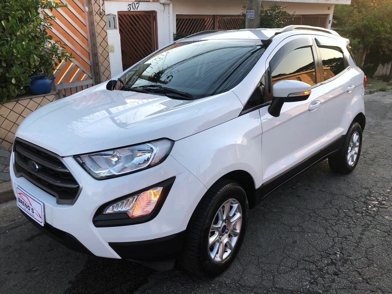 //www.autoline.com.br/carro/ford/ecosport-15-se-12v-flex-4p-manual/2019/sao-paulo-sp/24307726