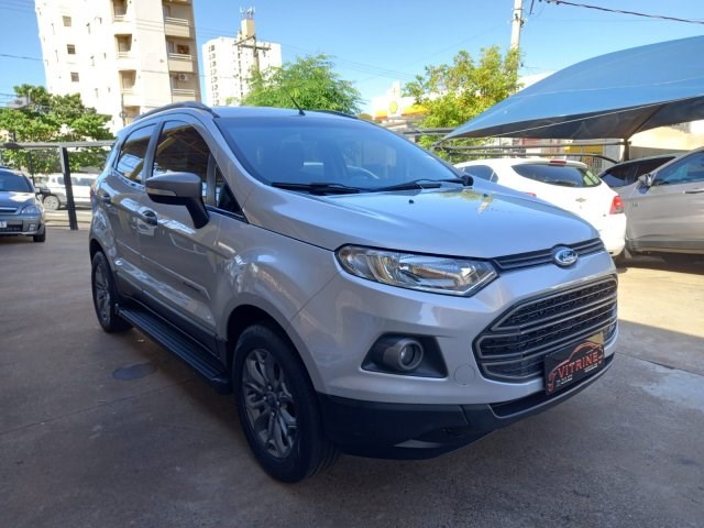 //www.autoline.com.br/carro/ford/ecosport-16-freestyle-16v-flex-4p-manual/2013/sao-jose-do-rio-preto-sp/24322323