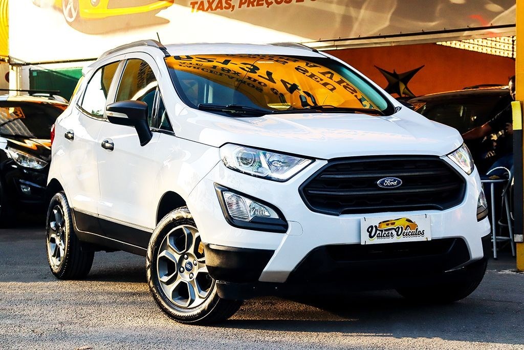 //www.autoline.com.br/carro/ford/ecosport-15-freestyle-12v-flex-4p-automatico/2018/sao-paulo-sp/24480937