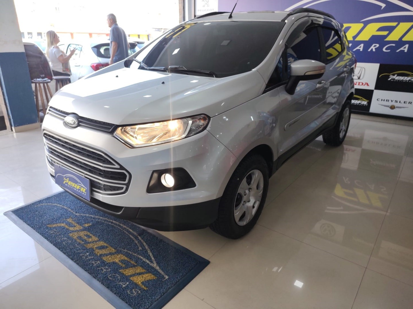 //www.autoline.com.br/carro/ford/ecosport-16-freestyle-plus-16v-flex-4p-automatizado/2017/rio-de-janeiro-rj/24733976