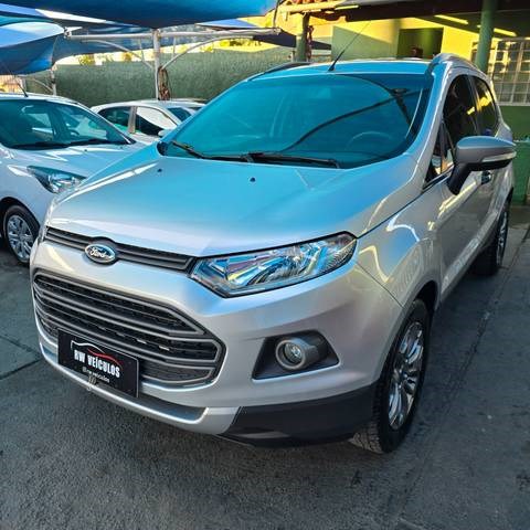 //www.autoline.com.br/carro/ford/ecosport-16-freestyle-16v-flex-4p-powershift/2016/brasilia-df/24748081
