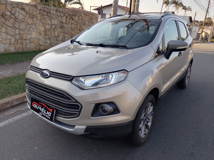//www.autoline.com.br/carro/ford/ecosport-20-freestyle-16v-flex-4p-manual/2014/campinas-sp/24900688