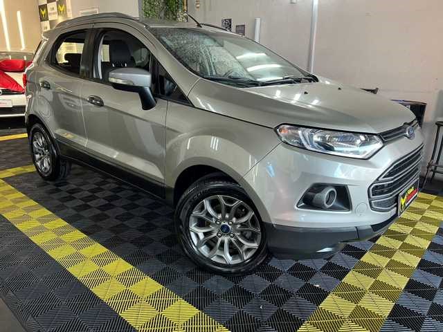 //www.autoline.com.br/carro/ford/ecosport-20-freestyle-16v-flex-4p-powershift/2015/campos-dos-goytacazes-rj/24946413