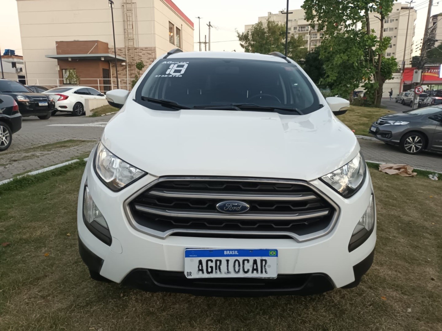 //www.autoline.com.br/carro/ford/ecosport-15-se-12v-flex-4p-manual/2018/rio-de-janeiro-rj/24984426