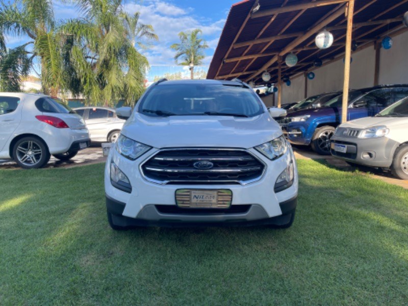 //www.autoline.com.br/carro/ford/ecosport-20-titanium-16v-flex-4p-automatico/2018/natal-rn/24992579
