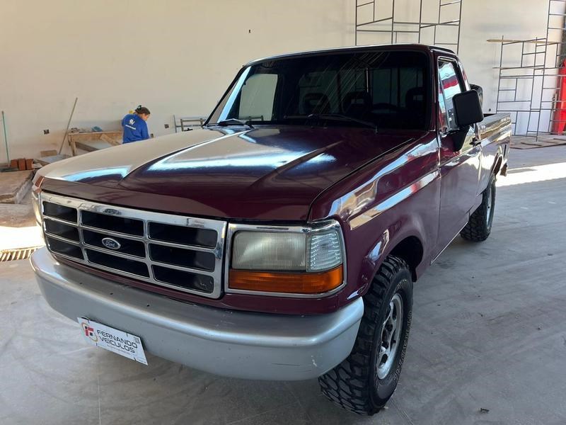 //www.autoline.com.br/carro/ford/f-1000-43-xl-turbo-ac-te-ra-8v-diesel-2p-manual/1998/cacoal-ro/24109129