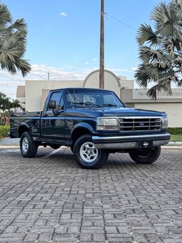 //www.autoline.com.br/carro/ford/f-1000-43-xlt-turbo-cabsimp-4x2-140cv-2p-diesel-manu/1998/lucas-do-rio-verde-mt/24946764