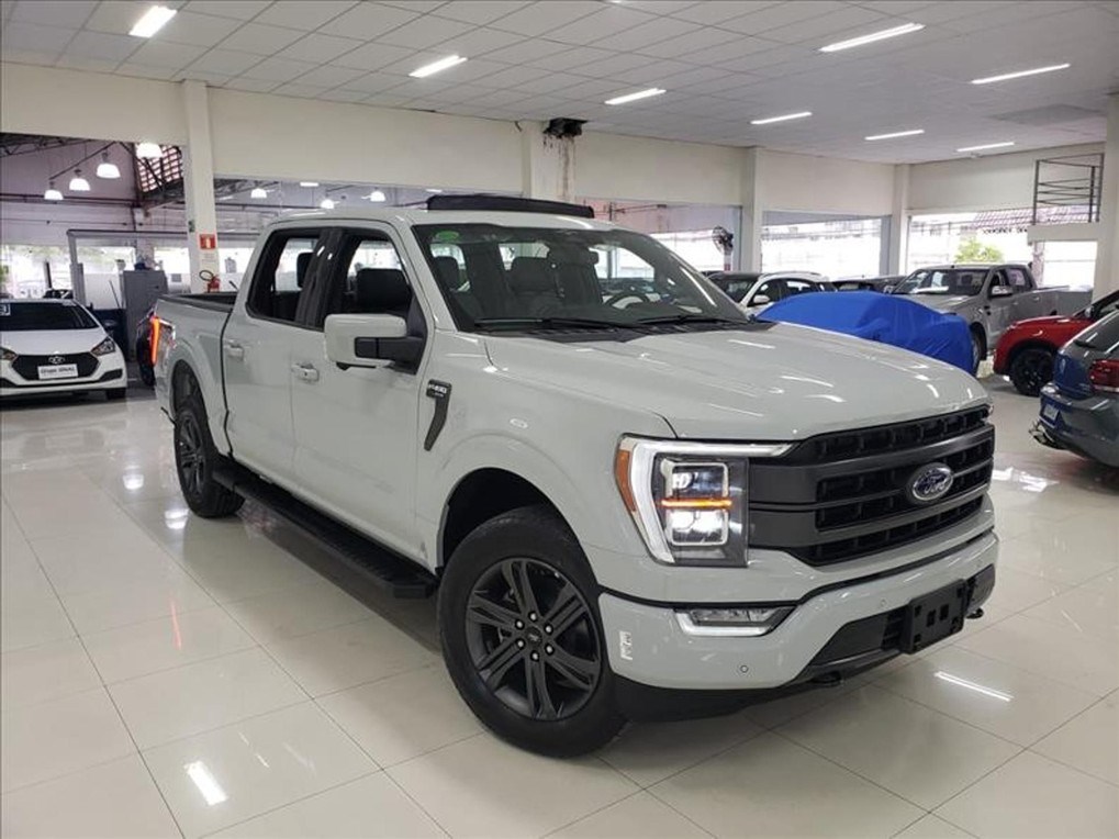 //www.autoline.com.br/carro/ford/f-150-50-v8-cd-lariat-32v-gasolina-4p-4x4-automatic/2023/sao-paulo-sp/24209583