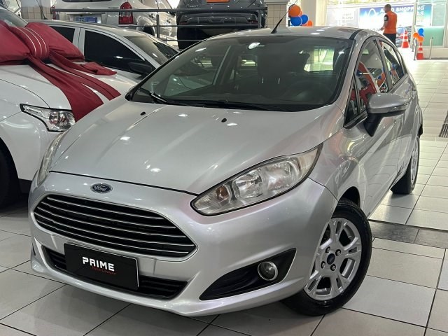 //www.autoline.com.br/carro/ford/fiesta-16-hatch-rocam-se-8v-flex-4p-manual/2014/osasco-sp/23670651