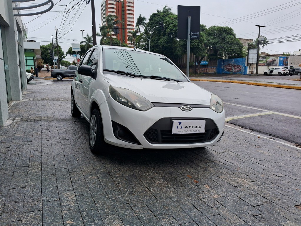//www.autoline.com.br/carro/ford/fiesta-10-hatch-rocam-8v-flex-4p-manual/2012/umuarama-pr/24034118