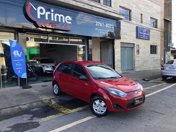 //www.autoline.com.br/carro/ford/fiesta-10-hatch-rocam-s-8v-flex-4p-manual/2014/conselheiro-lafaiete-mg/24095192