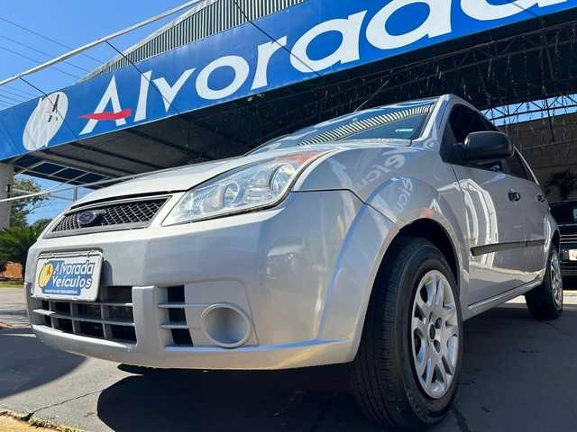 //www.autoline.com.br/carro/ford/fiesta-10-hatch-8v-flex-4p-manual/2010/tres-lagoas-ms/24129276