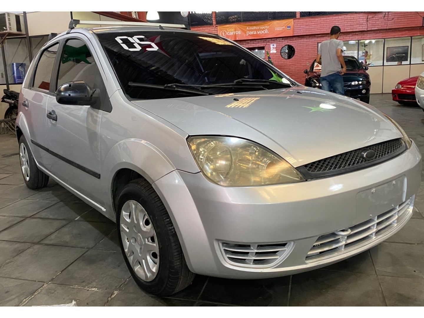 //www.autoline.com.br/carro/ford/fiesta-10-hatch-personnalite-8v-gasolina-4p-manual/2005/rio-de-janeiro-rj/24432792
