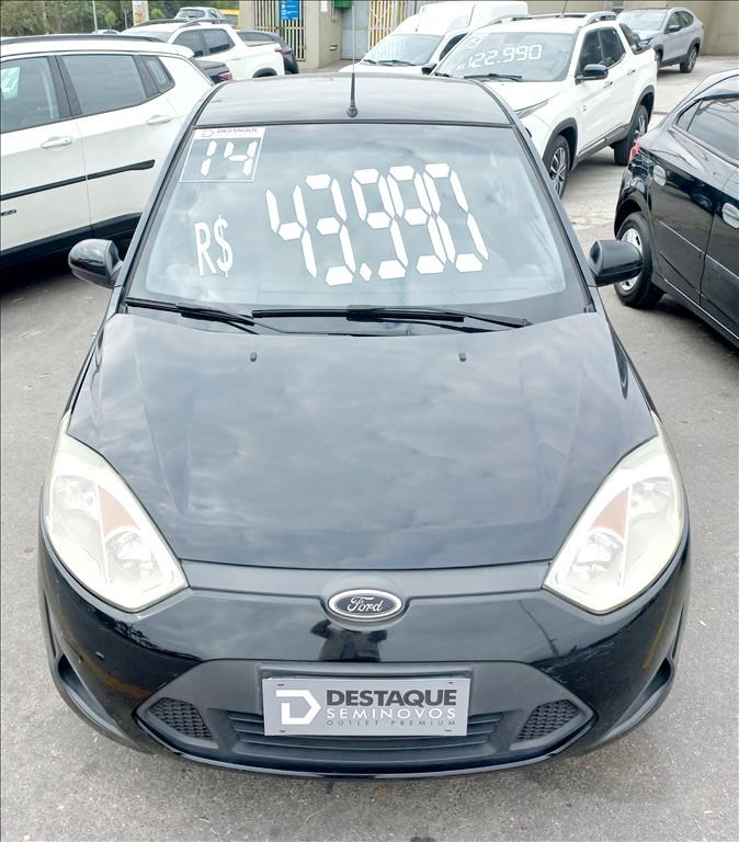 //www.autoline.com.br/carro/ford/fiesta-16-sedan-rocam-se-8v-flex-4p-manual/2014/mogi-das-cruzes-sp/24580311