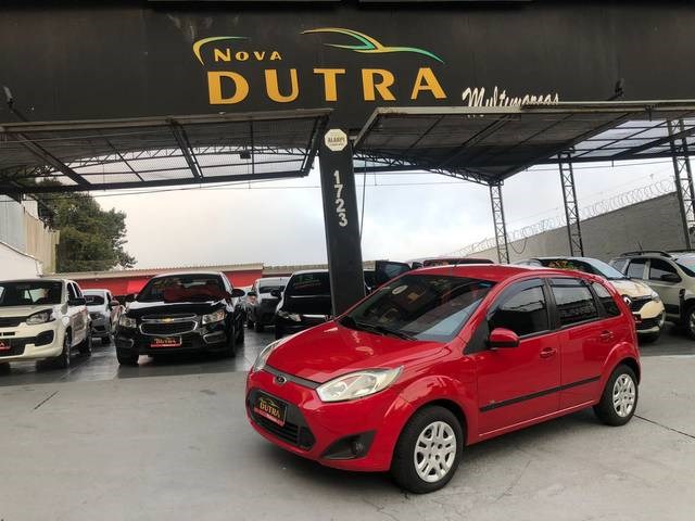 //www.autoline.com.br/carro/ford/fiesta-10-hatch-rocam-se-8v-flex-4p-manual/2014/sao-paulo-sp/24612095