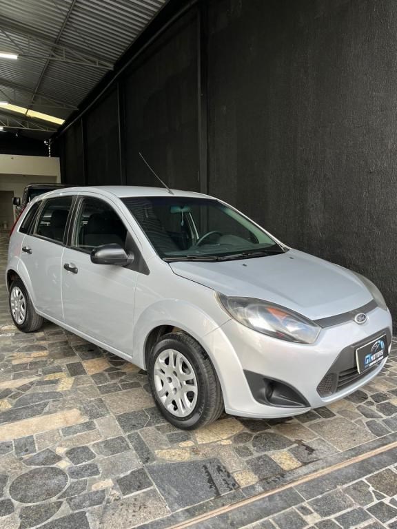 //www.autoline.com.br/carro/ford/fiesta-10-hatch-rocam-8v-flex-4p-manual/2012/uberlandia-mg/24626477