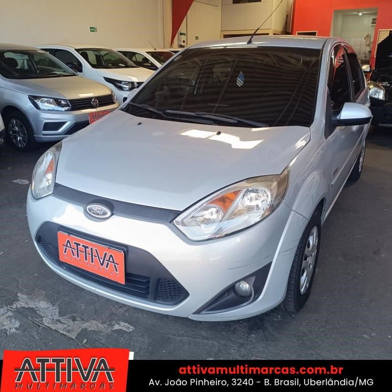 //www.autoline.com.br/carro/ford/fiesta-16-sedan-rocam-8v-flex-4p-manual/2012/uberlandia-mg/24676292