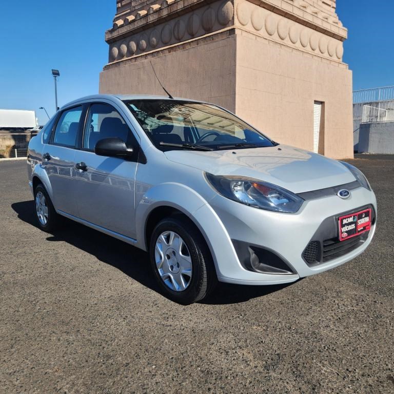 //www.autoline.com.br/carro/ford/fiesta-10-sedan-8v-flex-4p-manual/2011/uberlandia-mg/24683768