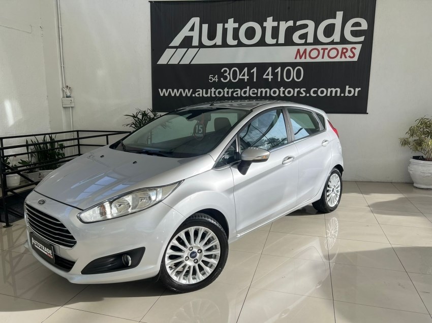 //www.autoline.com.br/carro/ford/fiesta-16-hatch-tivct-titanium-16v-flex-4p-powershif/2015/caxias-do-sul-rs/24738965