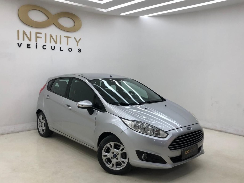 //www.autoline.com.br/carro/ford/fiesta-15-hatch-n-vct-se-16v-flex-4p-manual/2015/recife-pe/24771208