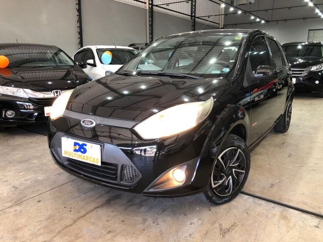 //www.autoline.com.br/carro/ford/fiesta-16-hatch-rocam-8v-flex-4p-manual/2013/sorocaba-sp/24785095