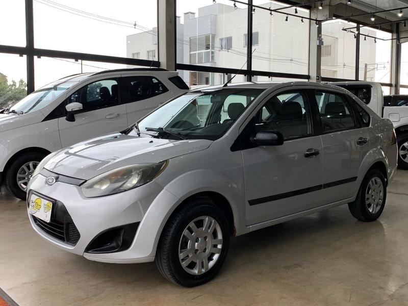 //www.autoline.com.br/carro/ford/fiesta-10-sedan-8v-flex-4p-manual/2011/wenceslau-braz-pr/24837436
