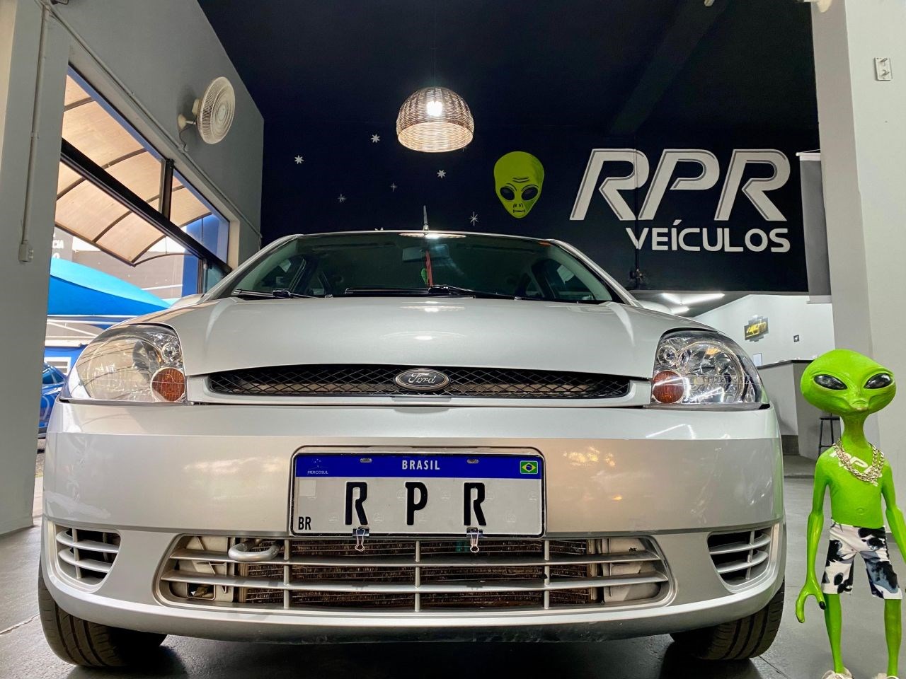 //www.autoline.com.br/carro/ford/fiesta-10-hatch-supercharger-8v-gasolina-4p-manual/2003/araras-sp/24875450