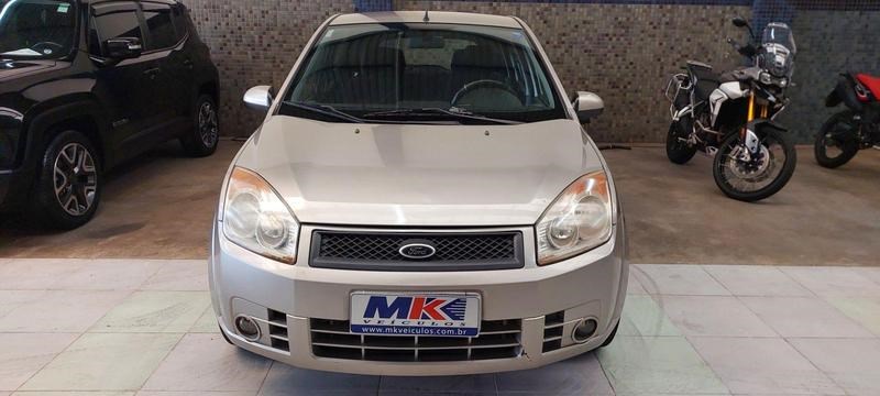 //www.autoline.com.br/carro/ford/fiesta-16-hatch-fly-8v-flex-4p-manual/2010/londrina-pr/24931933