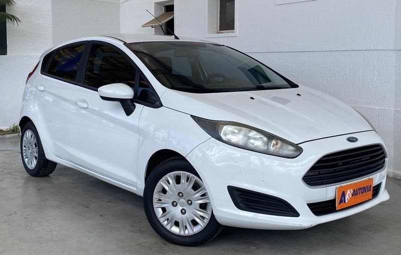 //www.autoline.com.br/carro/ford/fiesta-15-hatch-n-vct-s-16v-flex-4p-manual/2015/brasilia-df/24972617