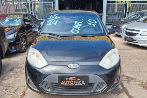 //www.autoline.com.br/carro/ford/fiesta-10-hatch-rocam-s-8v-flex-4p-manual/2014/maraba-pa/25014234