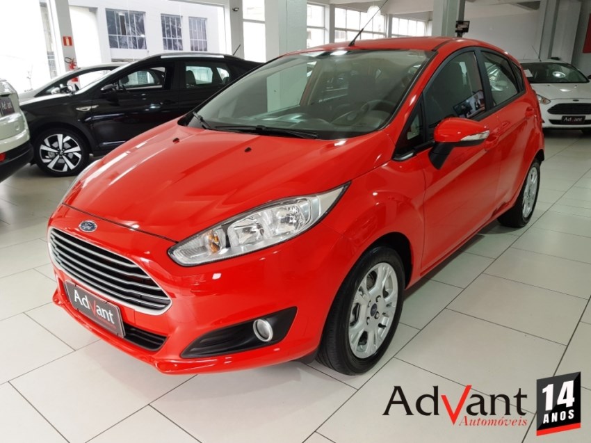 //www.autoline.com.br/carro/ford/fiesta-16-hatch-tivct-se-16v-flex-4p-powershift/2015/caxias-do-sul-rs/25027740