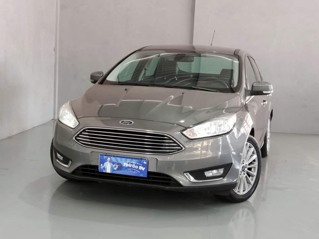 //www.autoline.com.br/carro/ford/focus-20-hatch-titanium-16v-flex-4p-automatizado/2016/dois-vizinhos-pr/23692391