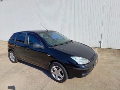 //www.autoline.com.br/carro/ford/focus-16-hatch-gl-8v-gasolina-4p-manual/2006/santa-cruz-do-sul-rs/24431717