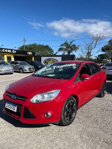//www.autoline.com.br/carro/ford/focus-20-sedan-titanium-16v-flex-4p-powershift/2015/rio-grande-rs/24709211