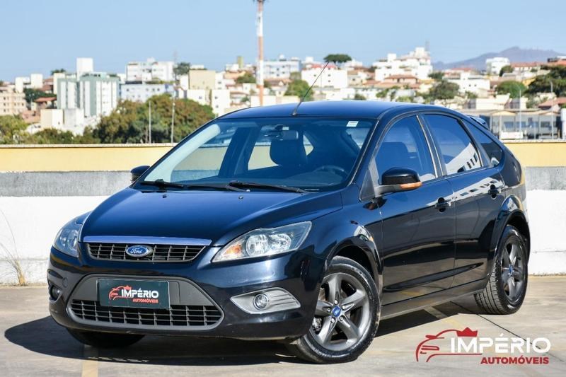 //www.autoline.com.br/carro/ford/focus-16-s-16v-140cv-4p-flex-manual/2013/belo-horizonte-mg/24880990
