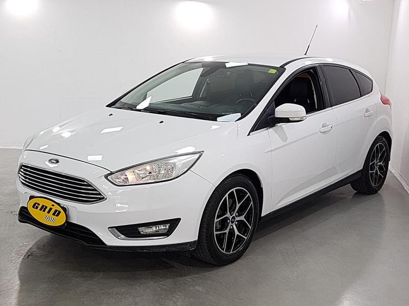 //www.autoline.com.br/carro/ford/focus-20-hatch-titanium-16v-flex-4p-automatizado/2016/belo-horizonte-mg/24907511