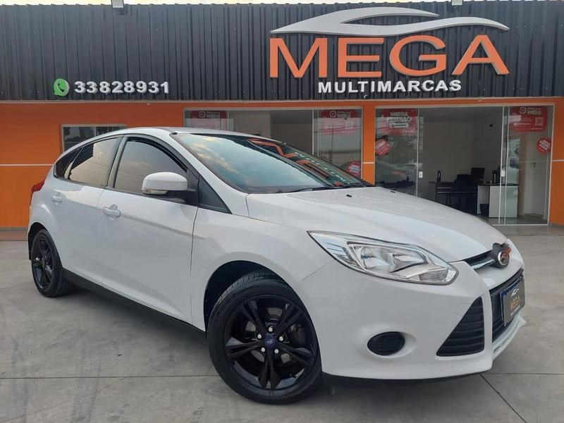 //www.autoline.com.br/carro/ford/focus-16-hatch-tivct-s-16v-flex-4p-manual/2014/sao-jose-dos-pinhais-pr/25007576