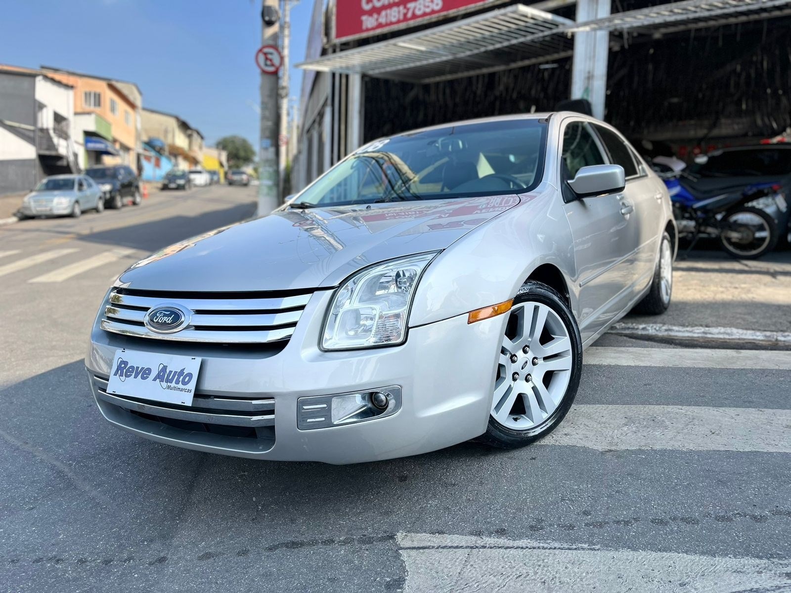 //www.autoline.com.br/carro/ford/fusion-23-sel-16v-gasolina-4p-automatico/2008/carapicuiba-sp/24699849