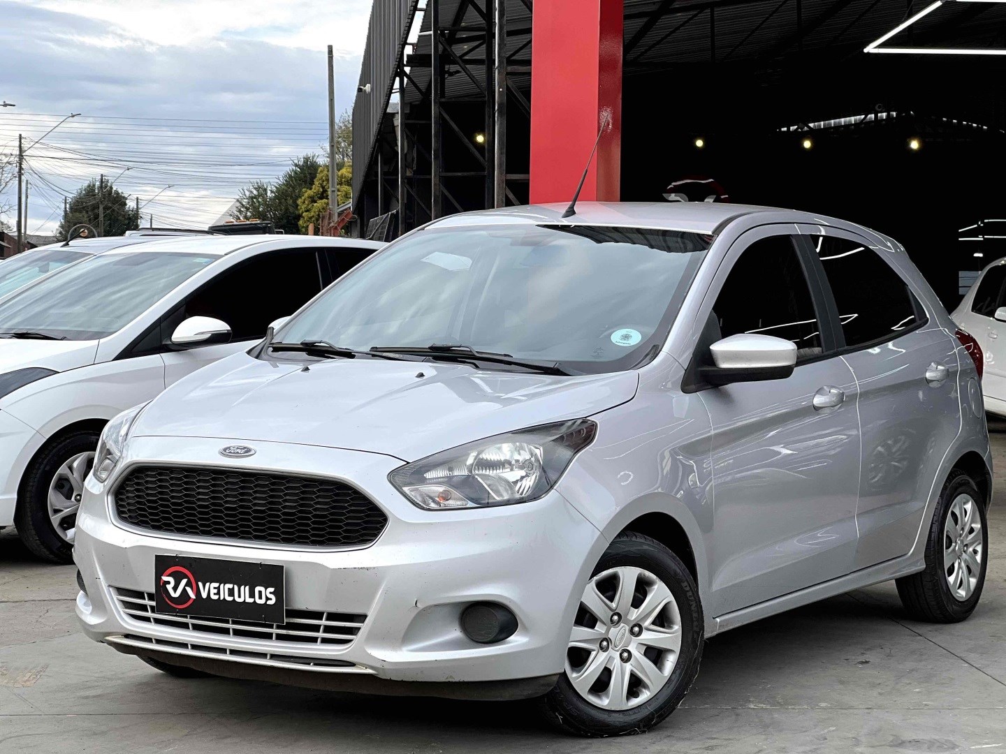 //www.autoline.com.br/carro/ford/ka-10-se-12v-flex-4p-manual/2018/guarapuava-pr/24322510