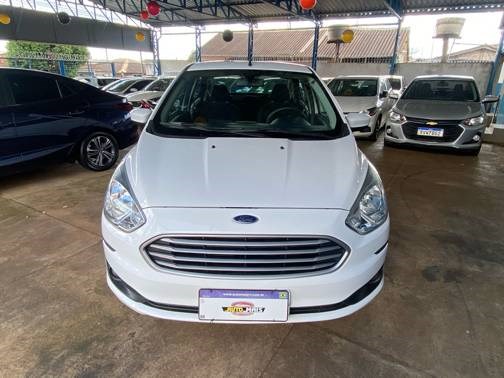 //www.autoline.com.br/carro/ford/ka-15-se-plus-12v-flex-4p-manual/2019/rio-verde-go/24380779