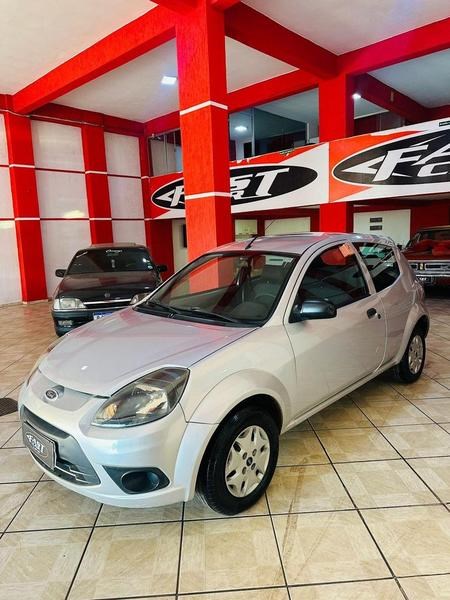 //www.autoline.com.br/carro/ford/ka-10-fly-8v-flex-2p-manual/2012/brasilia-df/24479655