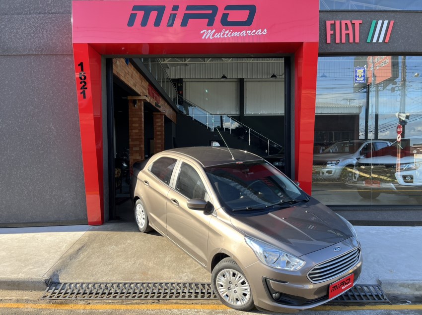 //www.autoline.com.br/carro/ford/ka-15-se-12v-flex-4p-automatico/2019/ponta-grossa-pr/24527109