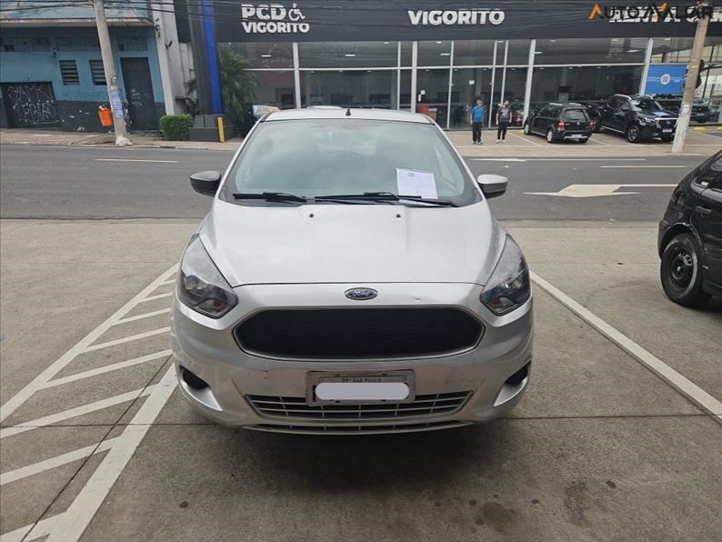 //www.autoline.com.br/carro/ford/ka-10-se-12v-flex-4p-manual/2017/sao-paulo-sp/24618617