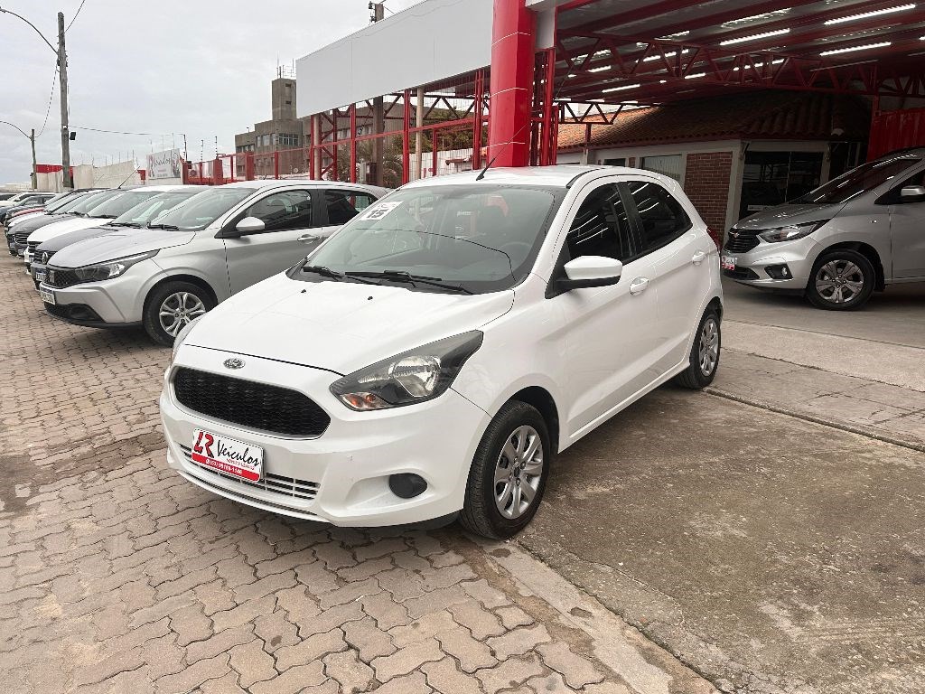 //www.autoline.com.br/carro/ford/ka-15-n-vct-se-plus-16v-flex-4p-manual/2015/rio-grande-rs/24684335