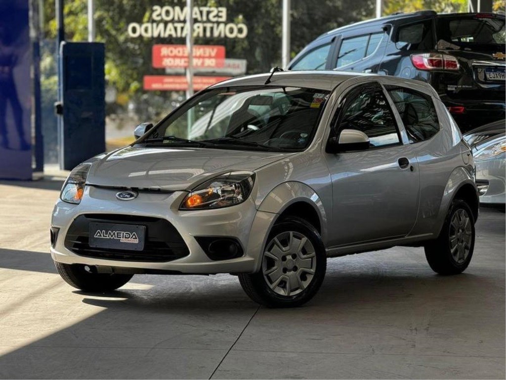 //www.autoline.com.br/carro/ford/ka-10-8v-flex-2p-manual/2012/contagem-mg/24782324